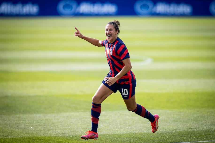 Carli Lloyd was estranged from her family for 12 years. A lost year reunited them.